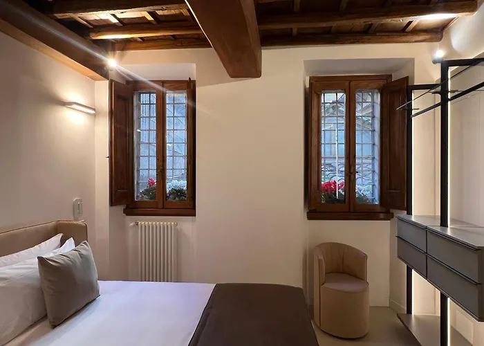 Affreschi Al Pantheon Rome