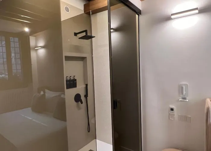 Affreschi Al Pantheon 4*