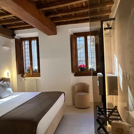 Affreschi Al Pantheon 4* Róma